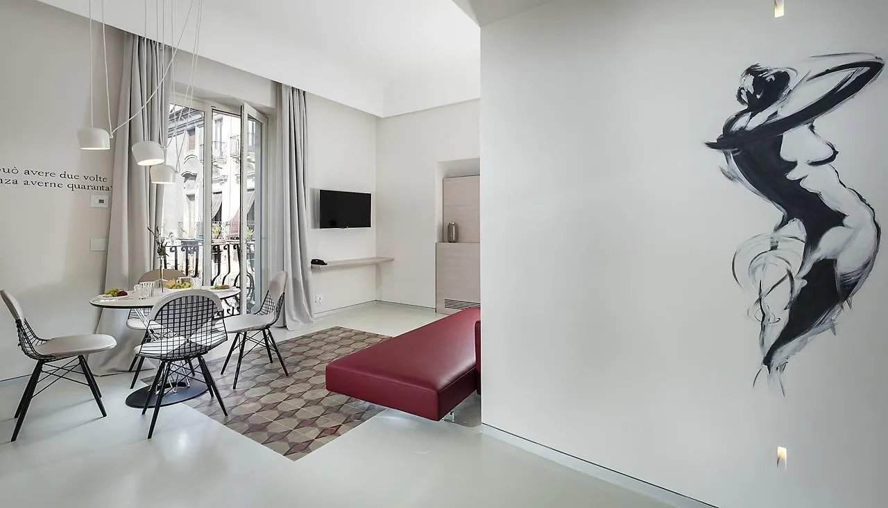 קטאניה Duomo Suites & Spa מלון