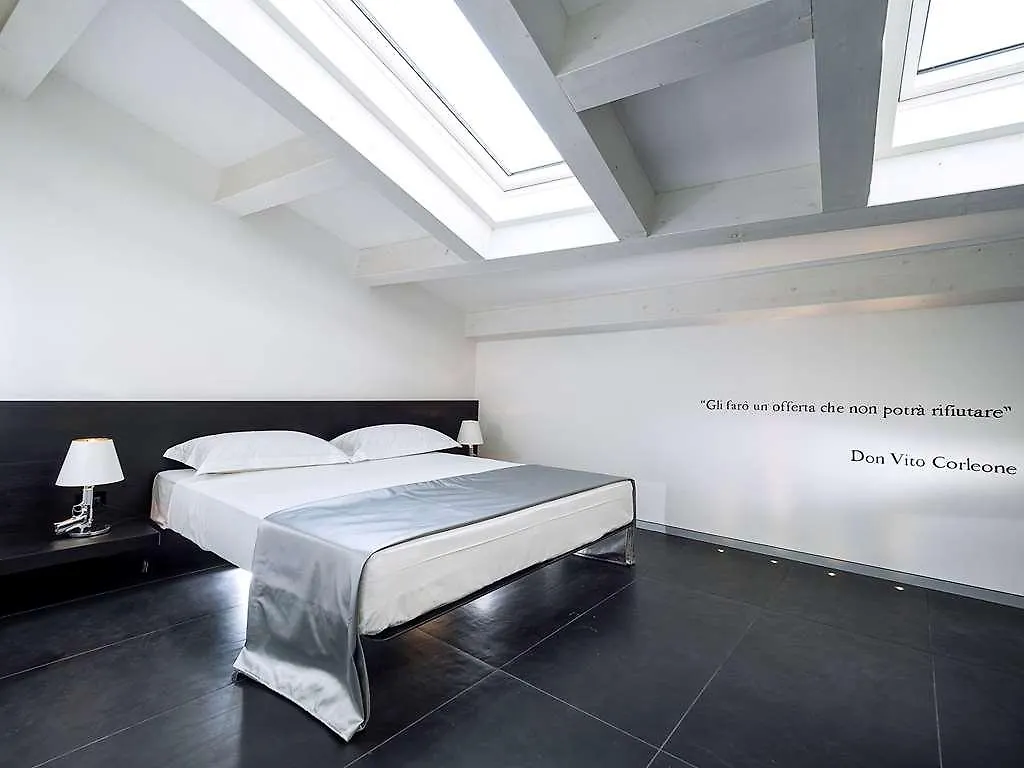 קטאניה Duomo Suites & Spa 4*,